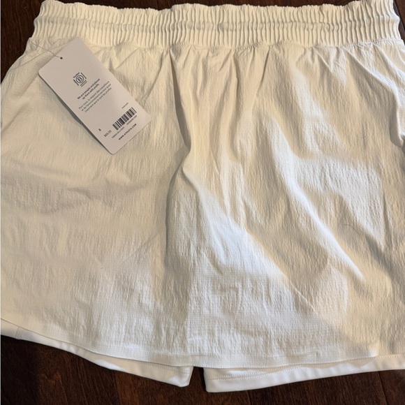 Athleta White Athletic Shorts Lightweight Comfort - Picture 6 of 10